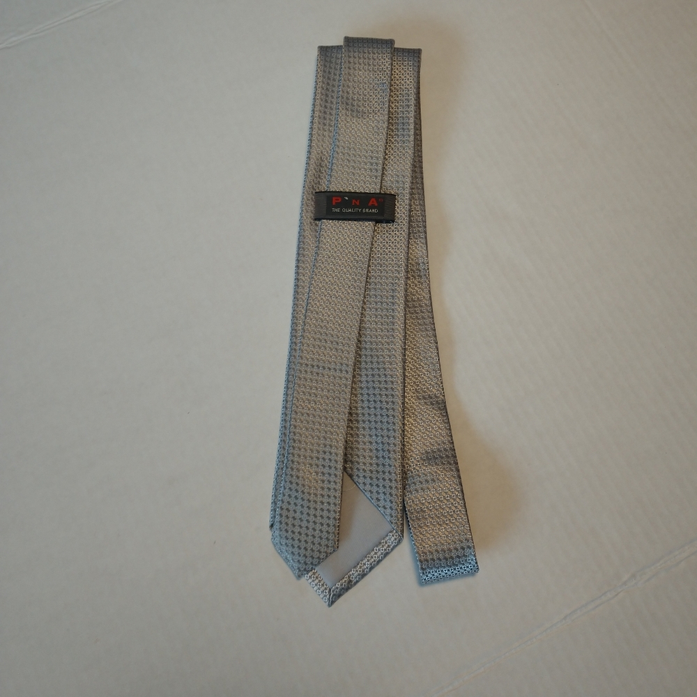 P N A The Quality Brand 100% Silk Tie